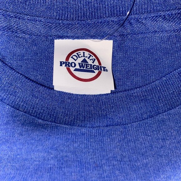 Peanuts Blue Christmas Snoopy on decorated Doghouse t-shirt, NWT, Men Women S - Picture 2 of 3